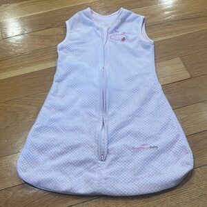Breathable baby sack wearable blanket pink size small 0-6 months .